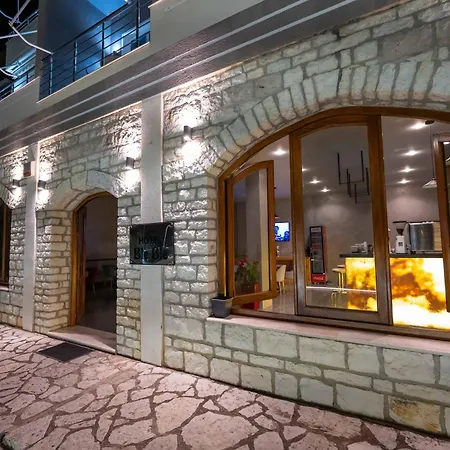 호텔 블레 블레 Vlorë