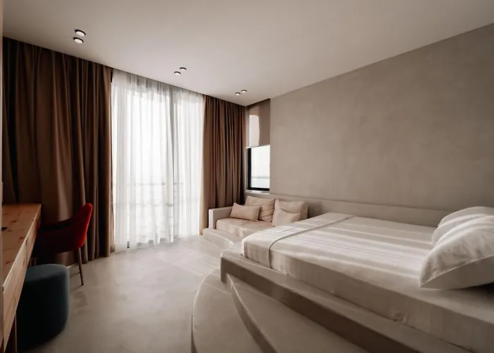 Ble Ble فندق فلورا