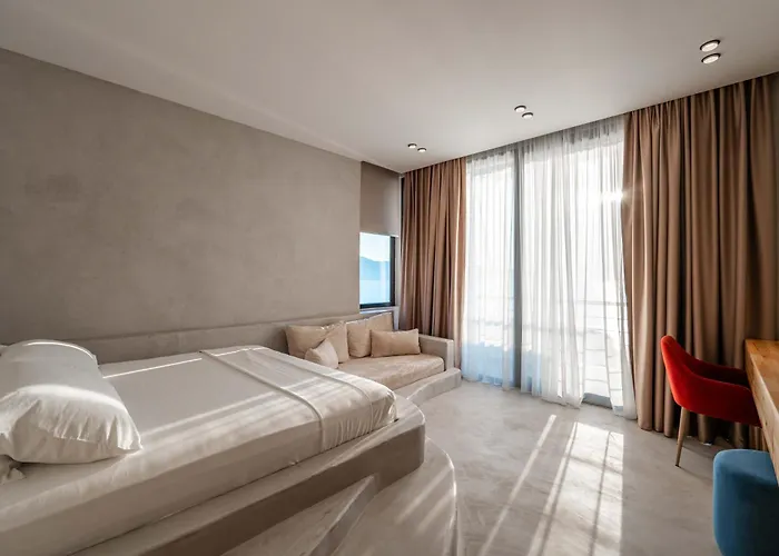 Ble Ble فندق فلورا