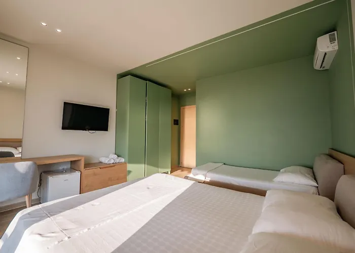 Ble Ble 3* فلورا