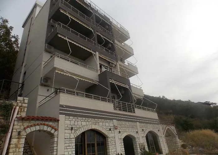 מלון Ble Ble Vlorë