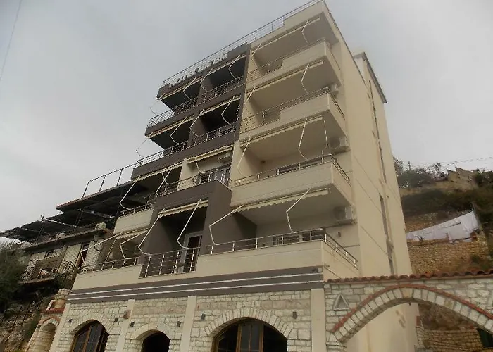 Ble Ble 3* فلورا